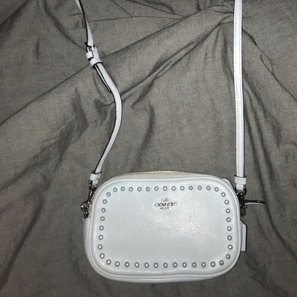 Coach purse - Picture 1 of 6